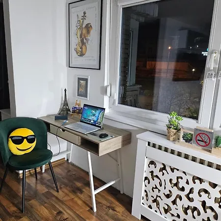 Charming, Cozy & Joyful Modern Oasis Apartament