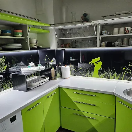 Charming, Cozy & Joyful Modern Oasis Apartament *
