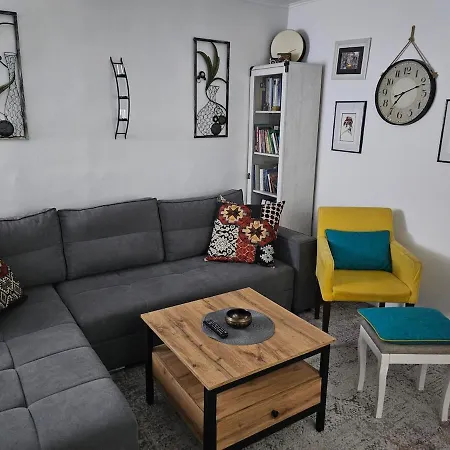 Charming, Cozy & Joyful Modern Oasis Apartament *