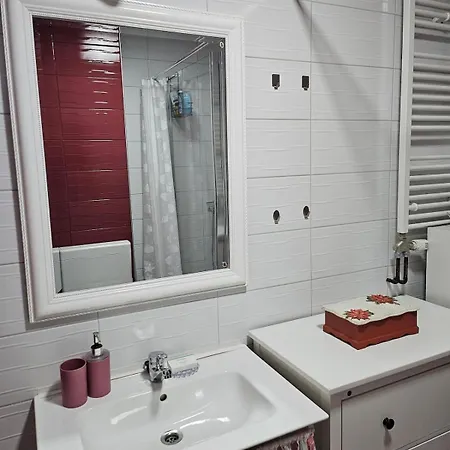 Charming, Cozy & Joyful Modern Oasis Apartament *