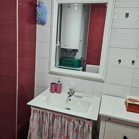 Charming, Cozy & Joyful Modern Oasis Apartament *